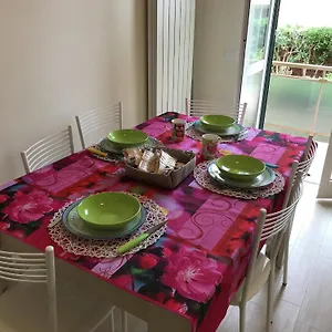 Ferienhaus Amazing Near Pet Friendly, Carrara
